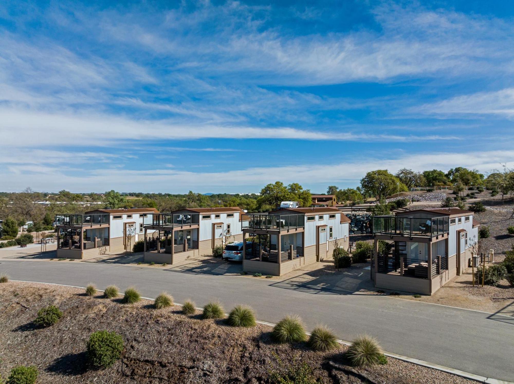 Sun Outdoors Paso Robles Hotel Bagian luar foto